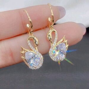 NEW women's inlaid glass swan dangle earrings, rhinestones, gold
